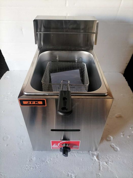 Фритюрник газов професионален  единичен и двоен , дюнер скара котлон