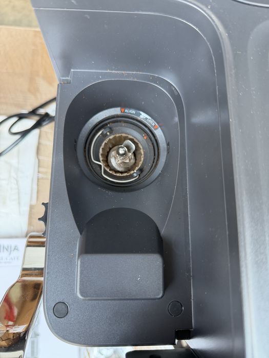 Кафеавтомат 3в1 Ninja Luxe Café Pro ES701EU, 1650W, 15 bar, 250 г, 2 л, Barista Assist, 5 настройки пяна, 9 вида еспресо, Инокс