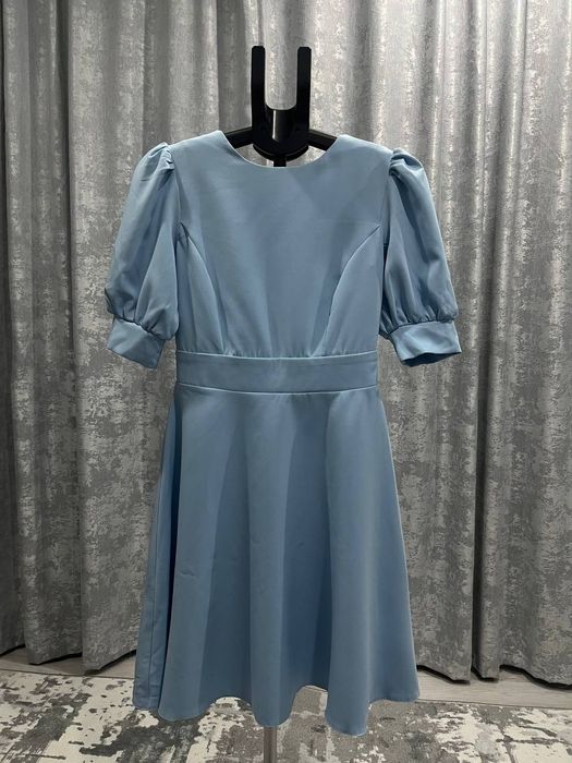 Платья,  состояние отличное