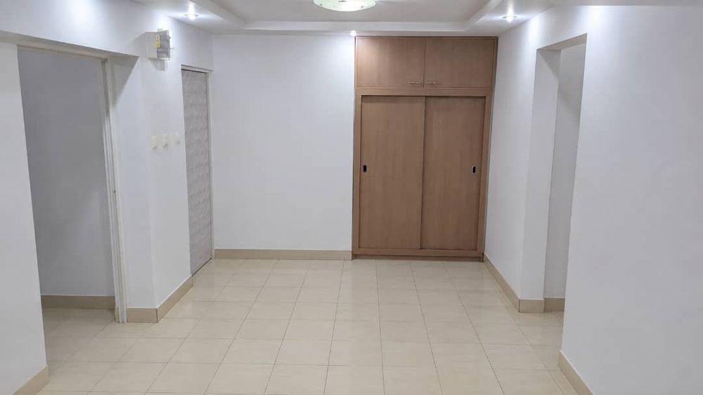 Apartament , ca și destinatie birou  sau  cabinet medical
