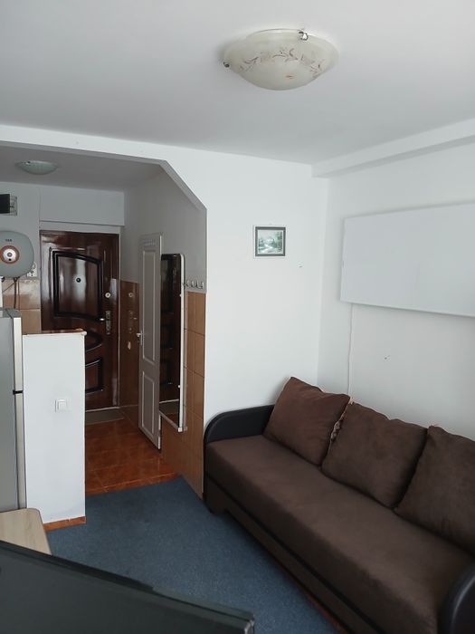 Vand sau închiriez garsoniera Turnisor