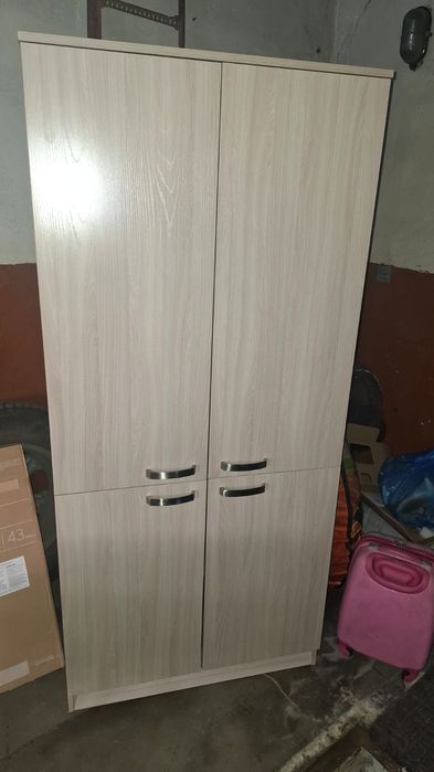 Продам комплект мебели для офиса
