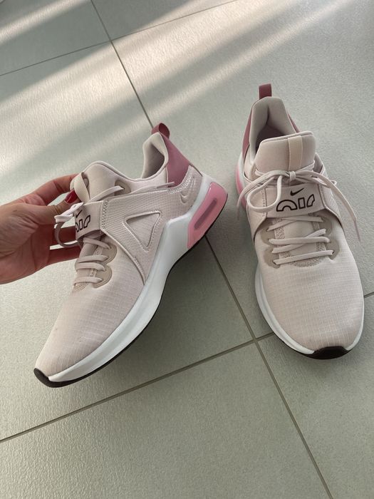 Спортни маратонки