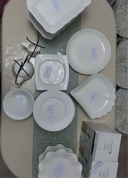 Столовый сервиз на 12 человек