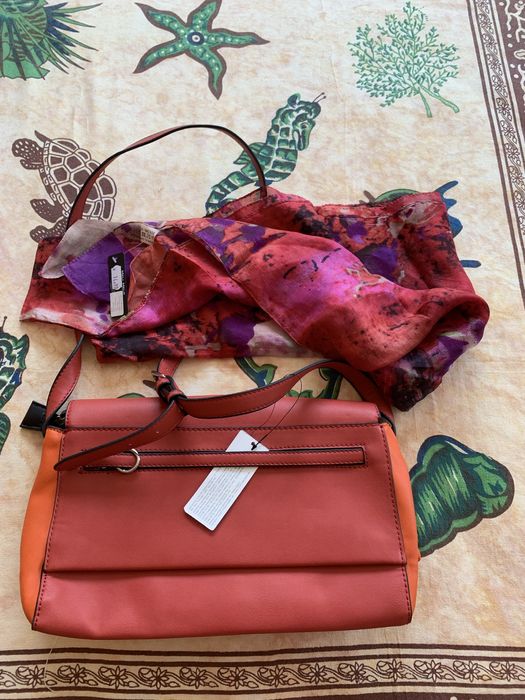 Дамски чанти и раници