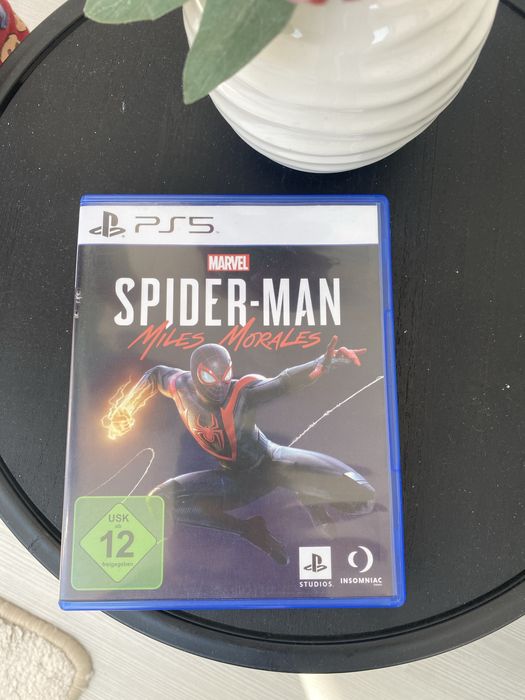 Joc ps 5 Spiderman Miles morales