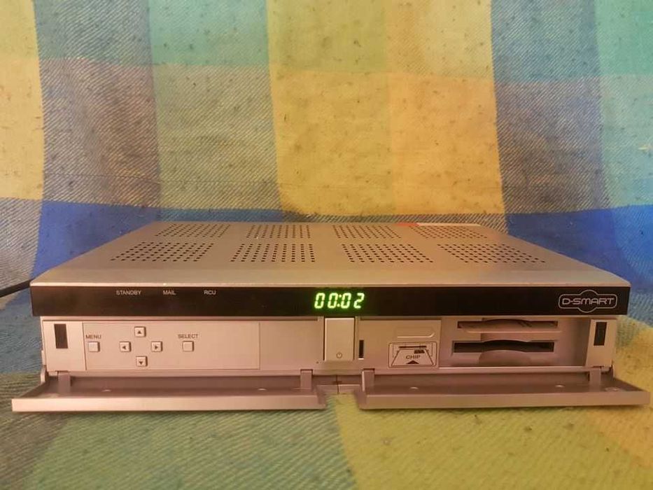 спутниковые ресиверы d-smart с Серия 9500 CIS