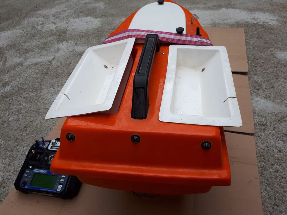 Navomodel plantat telecomandabil