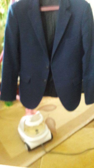 Пиджак темно-синего цвета