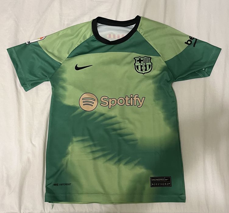 Детски футболни тениски на 4 различни отбора