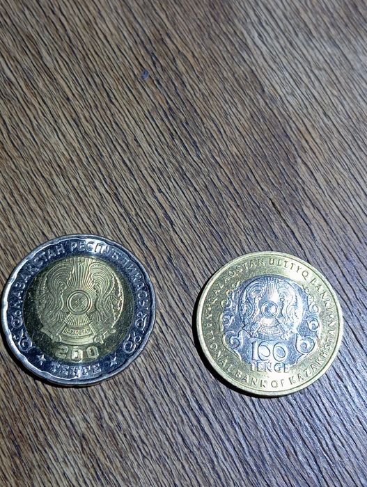 Продам Юбилейный монеты