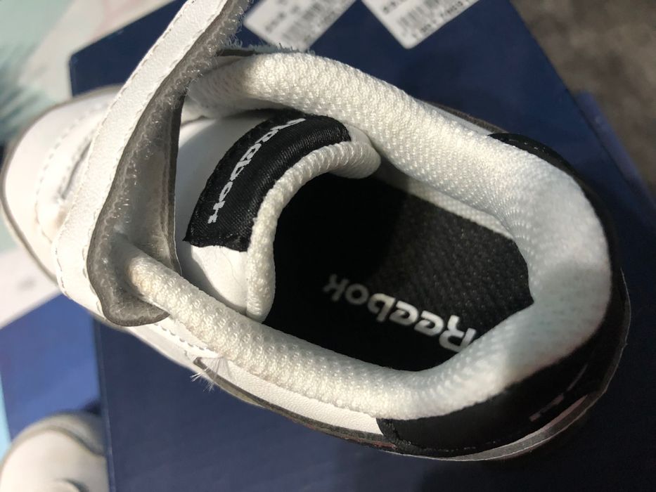 Adidași băieți 2-3 ani