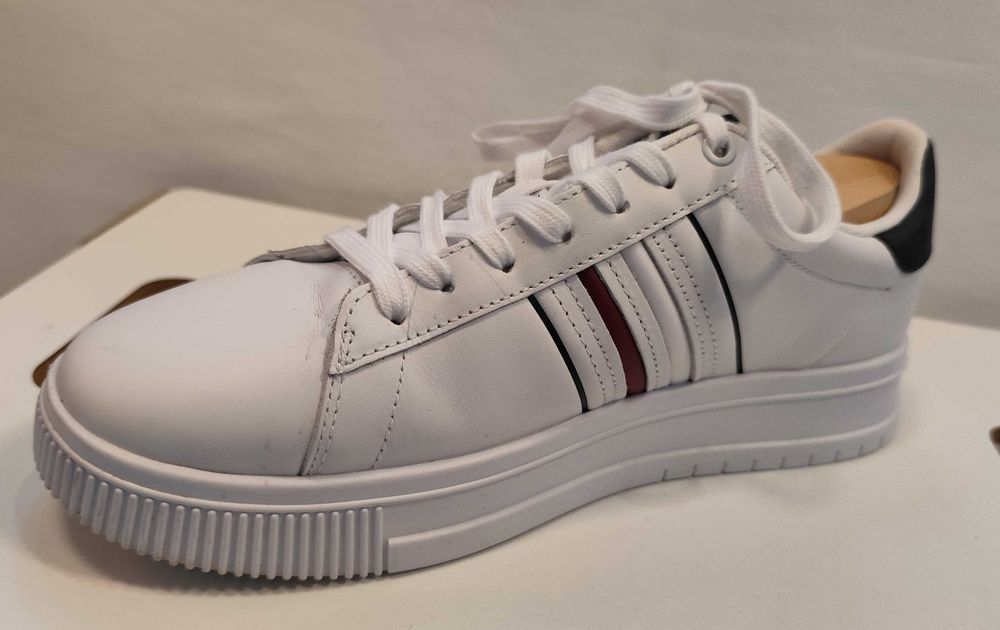 Pantofi sport casual 41 premium Tommy Hilfiger piele naturala moale alb