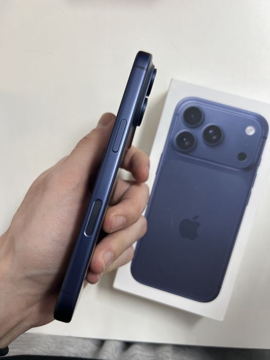 Продам Iphone 17 pro