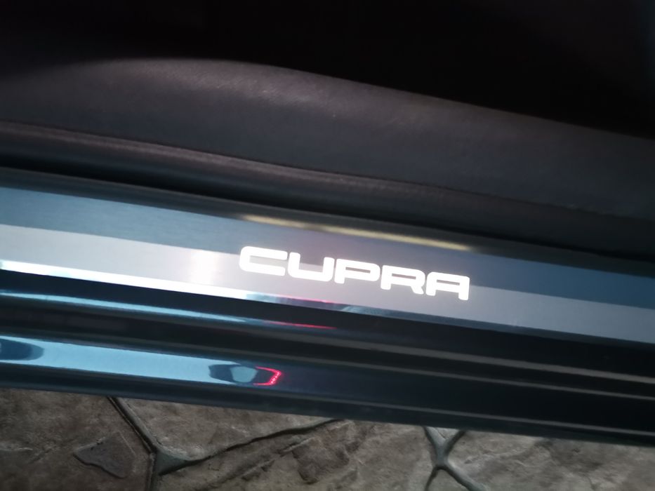Vând Cupra Formentor