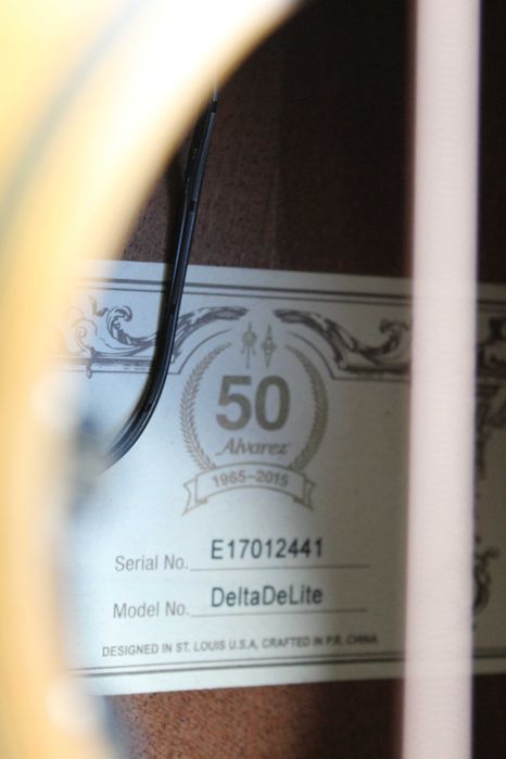 Акустична китара Alvarez Delta DeLite Parlor