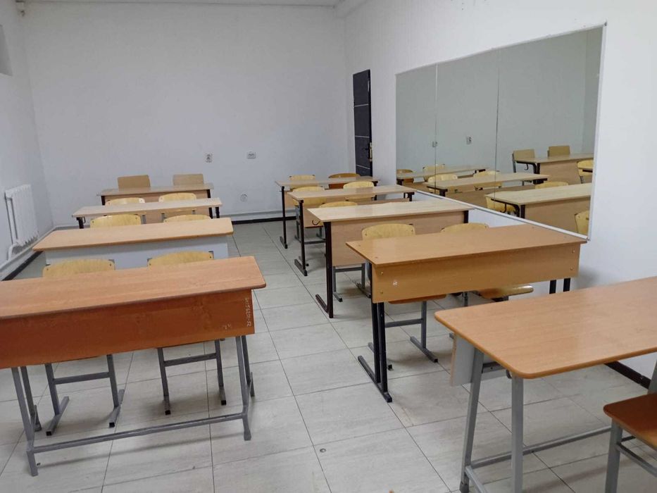 продам парты стулья