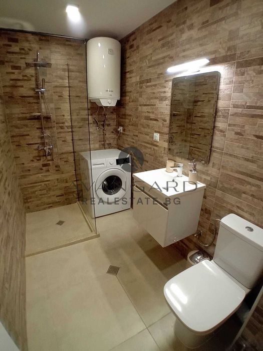 Продава се Тристаен апартамент в Пловдив, Кючук Париж - 68 кв.м за 2545 €/кв.м - Снимка #11