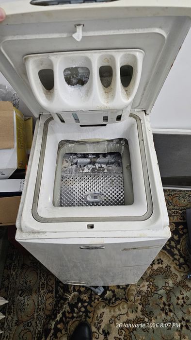 Mașină de spălat Whirlpool folosită