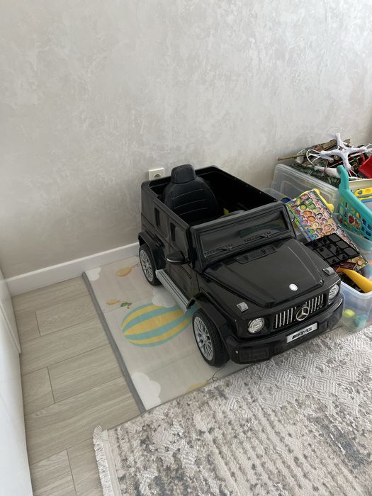 Срочно продам детскую машину