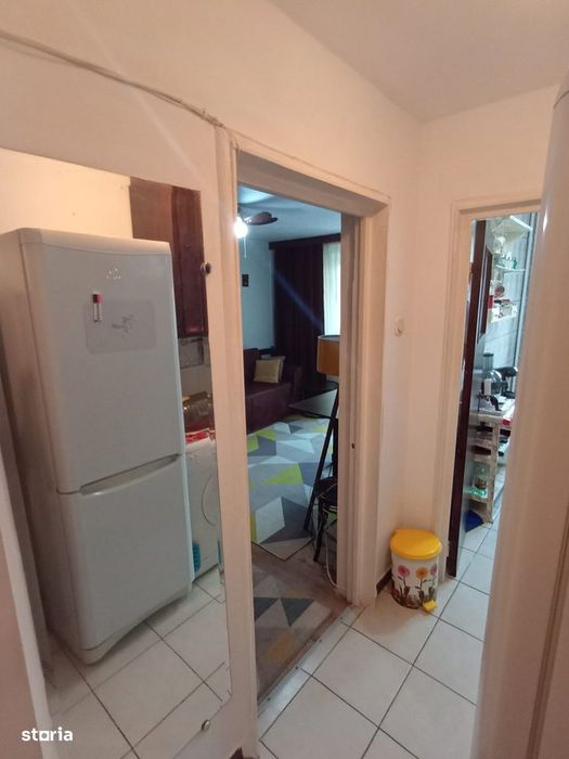 Apartament de 3 camere la pret de garsoniera in Berceni