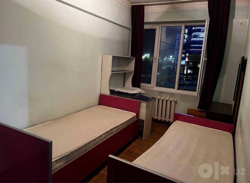 На Ц4 продается квартира 4в3/4/4, 90 м2