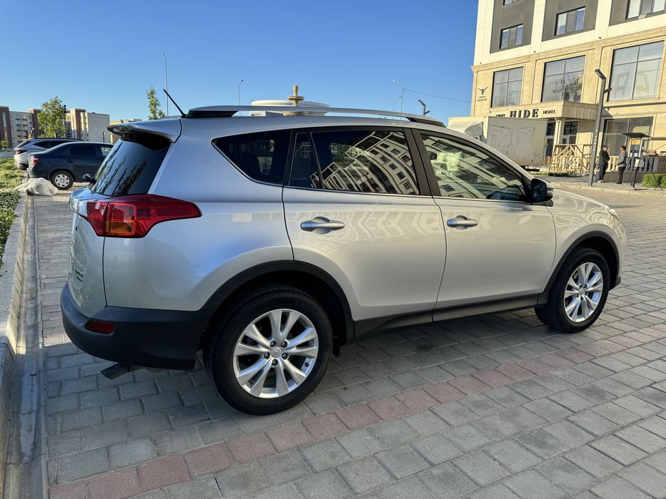 Toyota Rav 4 Limited