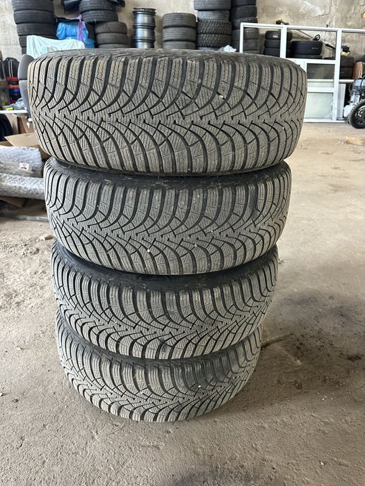 16,5x112 VW,Audi,Skoda с зимни гуми Goodyear UltraGrip 205/55/16