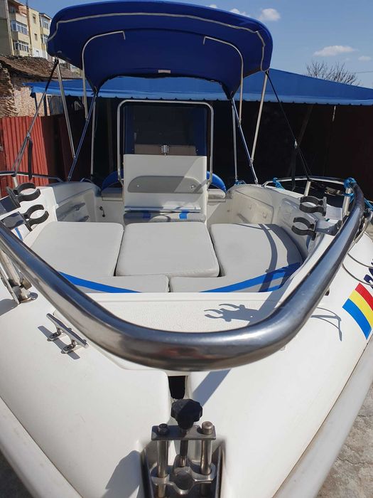 Vand BARCA Arkos , cu motor Suzuki si peridoc