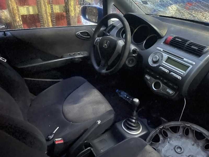 Хонда джаз 1.3i / Honda Jazz 1.3i на части