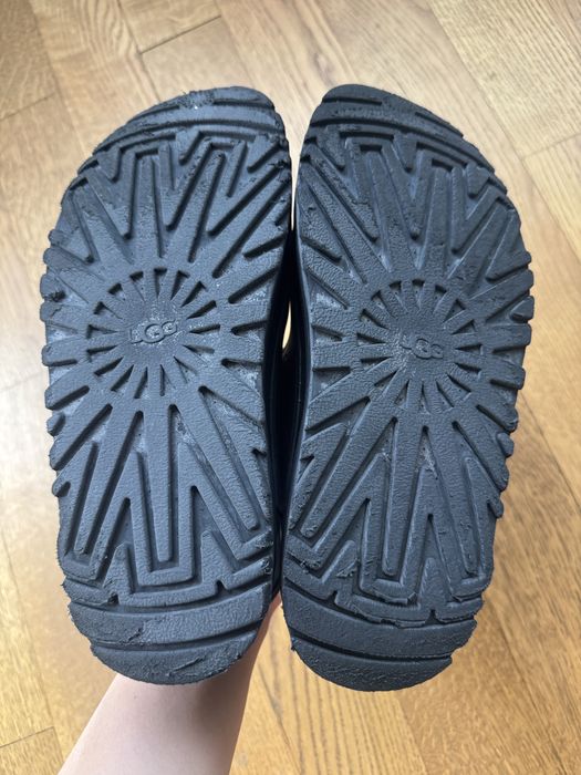 Сандали UGG37.
