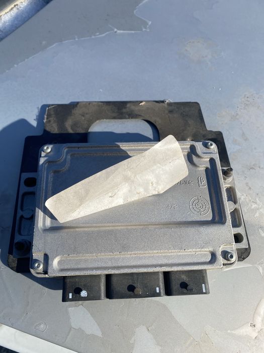 Компютър за пежо ситроен 1.4 16 бензин