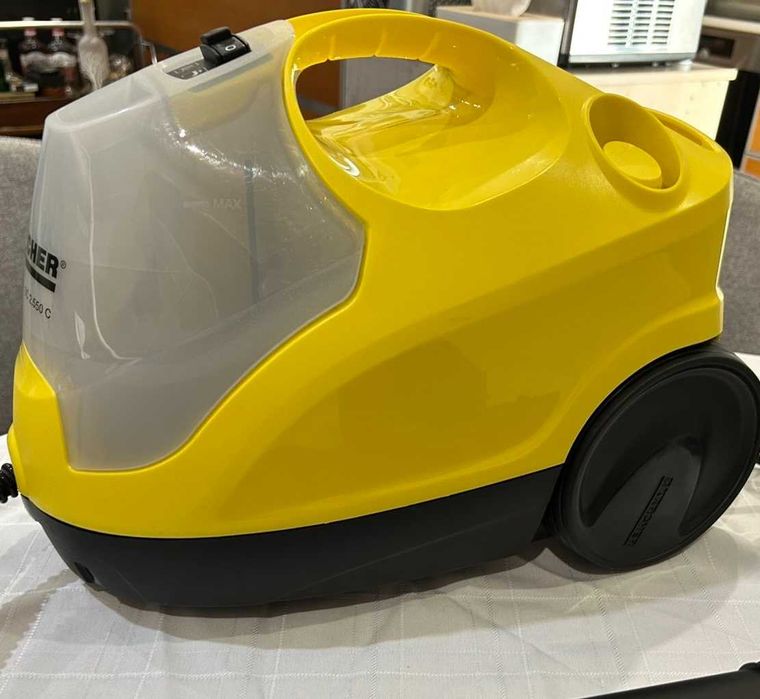 Парочистачка Kärcher SC 2.550 C – Отлично състояние, Пълен комплект аксесоари