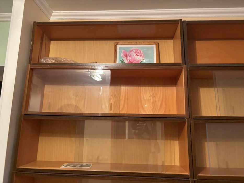 Стенка / книжные полки