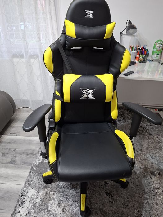 Scaun gaming in stare perfecta