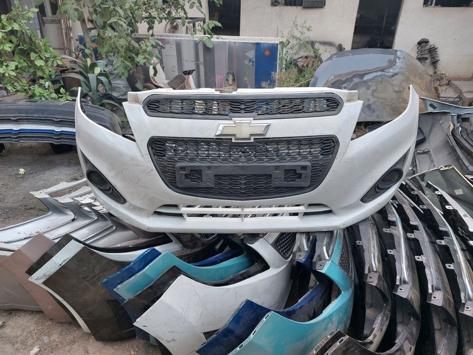 Бампера передние и задние, авторазбор.