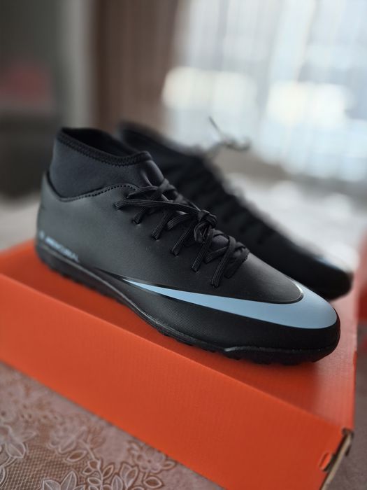 Маратонки Nike ,Nike