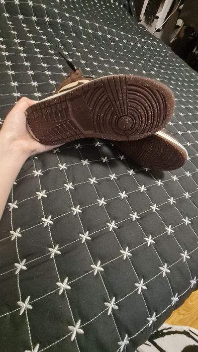 Nike jordans 1 mid SE velvet brown, marime 40