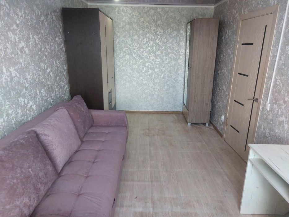 Продам квартиру (бывш. общежитие)