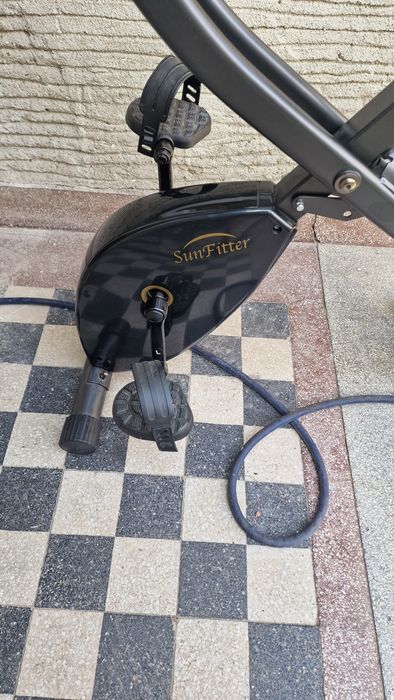 Vând bicicletă medicinală fitness
