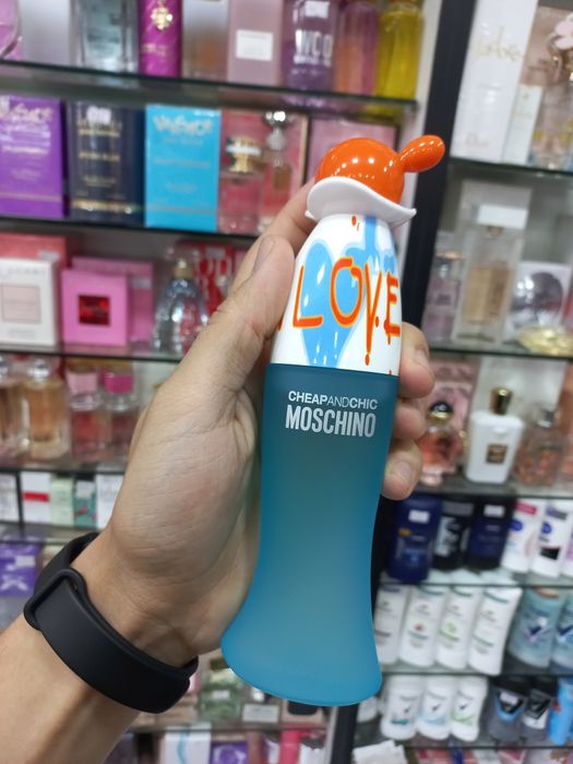Moschino I Love Love