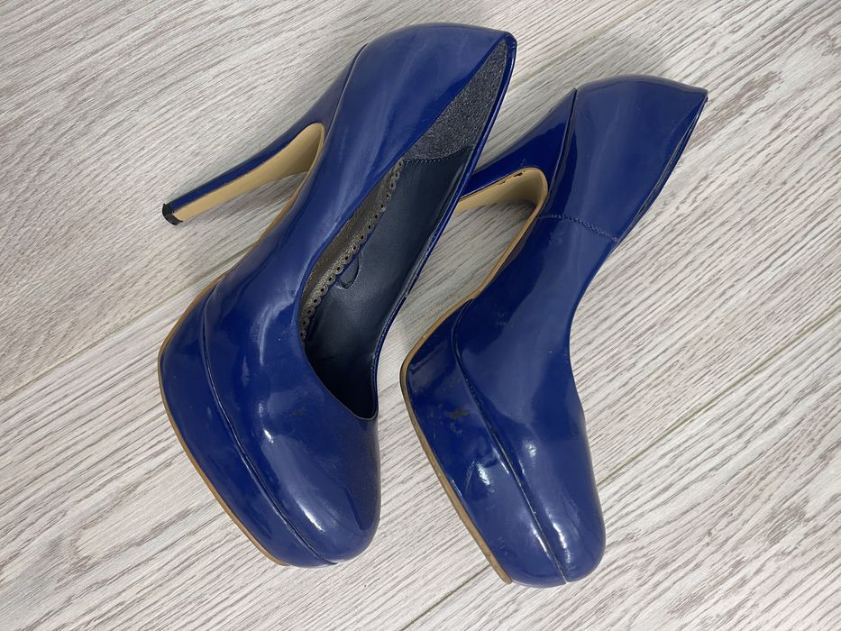 Rochie de ocazie si pantofi cadou