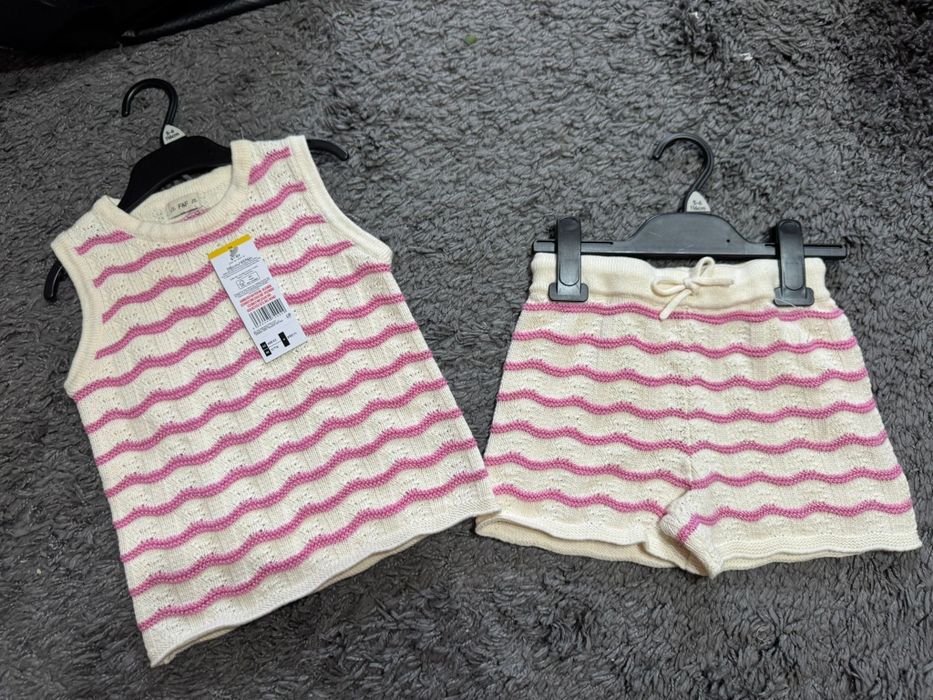 Nou cu eticheta:Compleu Fred&Flo marimea 98,104,110,116-,122