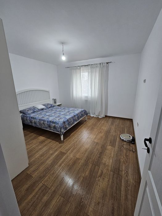 Vând casa in cartierul Banovita