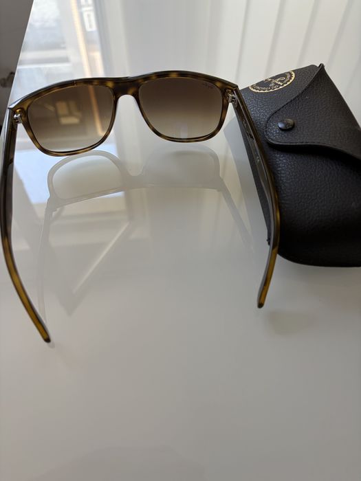 Ray-Ban оригинален