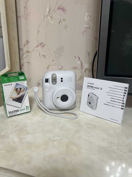 фото апорат instax