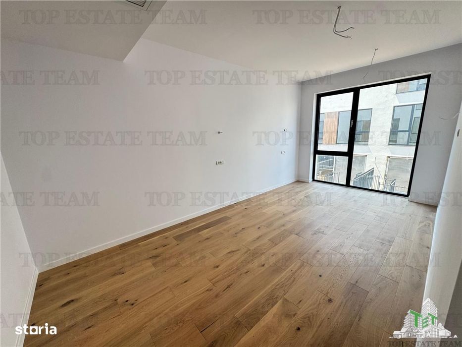 Vila de vanzare in Pipera, Nordul Bucurestiului | Curte privata, teras
