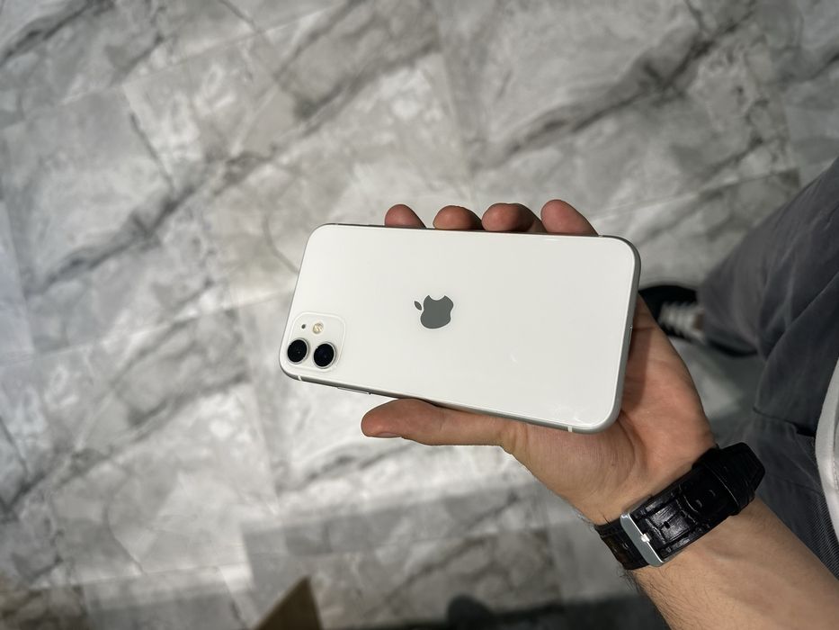 Iphone 11………………