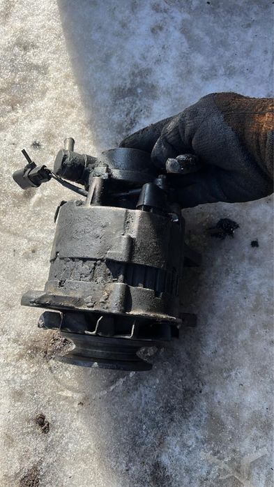 Генератор D4BHT (4d56t)