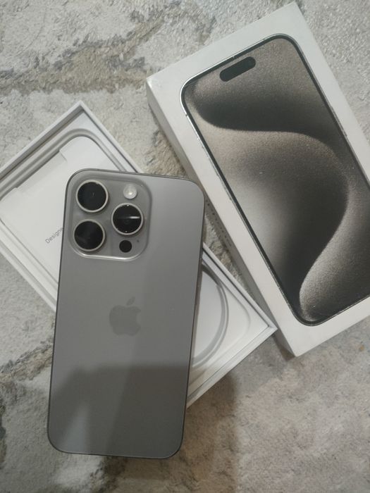 iPhone 15 pro 256gb титановый